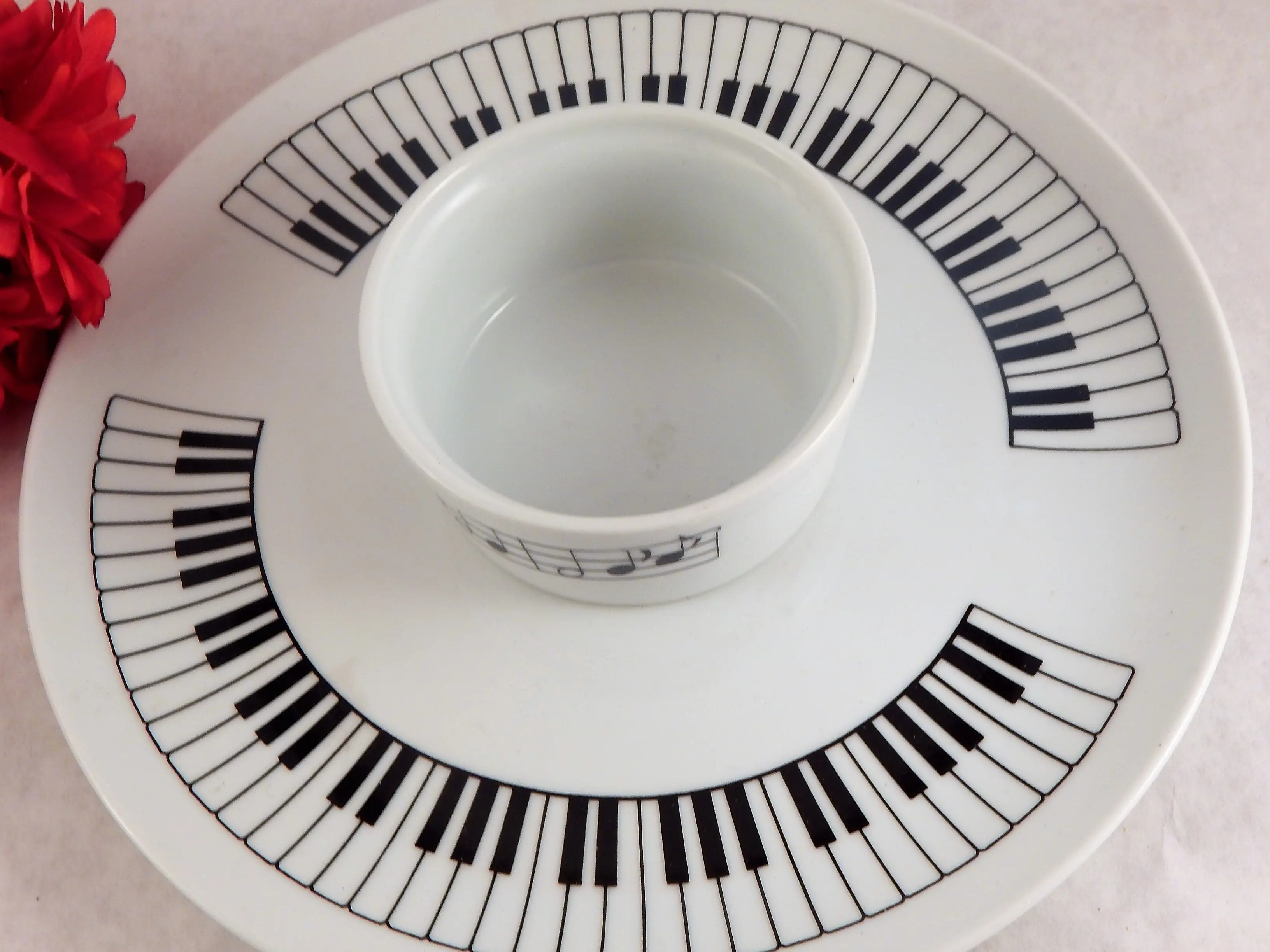 Serving Tray Condiment Bowl Black and White Piano Keys and Music Notes Novelty Tableware Vintage